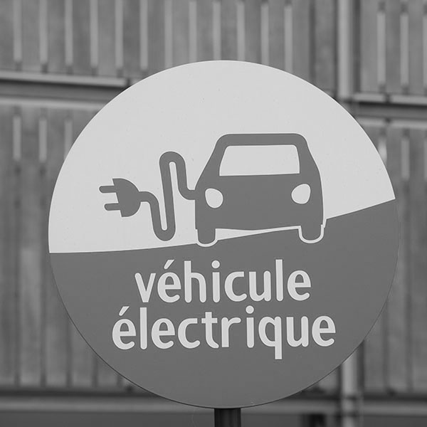Installation borne recharge véhicule électrique copropriété